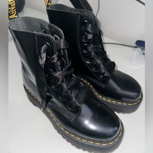 Doc Martens, Molly Platform Boots, Size: 7, Never wore just tried them on.